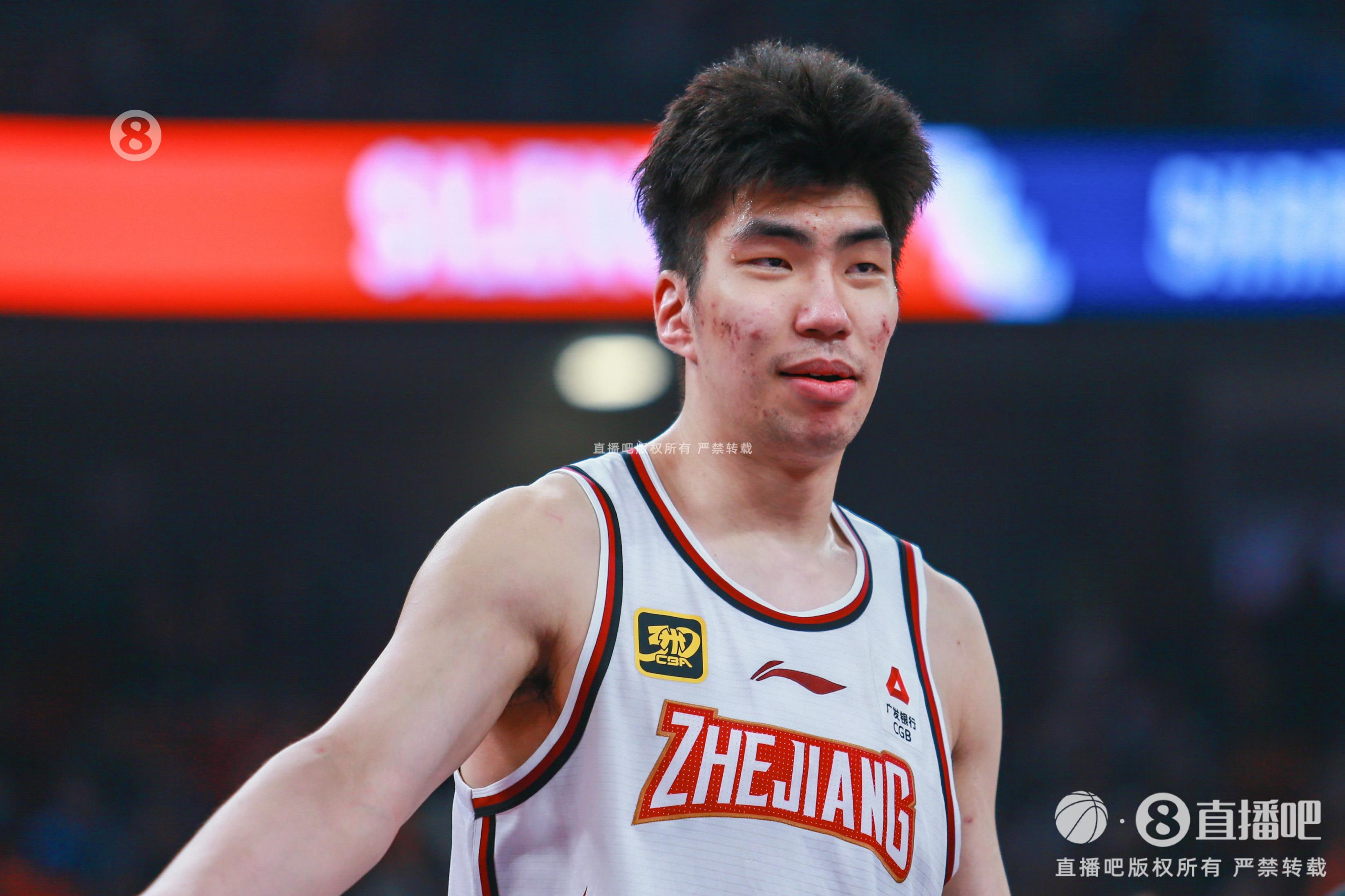 效率極高！余嘉豪8中8貢獻(xiàn)20分7板 罰球5中4